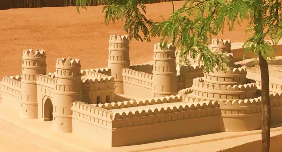 Al Ain Oasis Heritage Park — Miniature Castles
