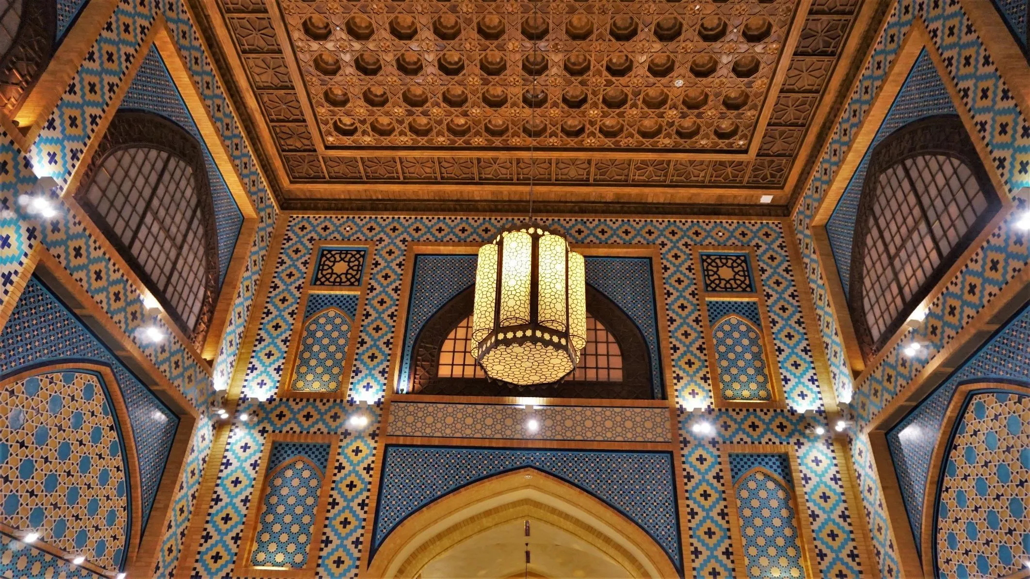 Ibn Battuta Mall — Parisian Court — photo 4