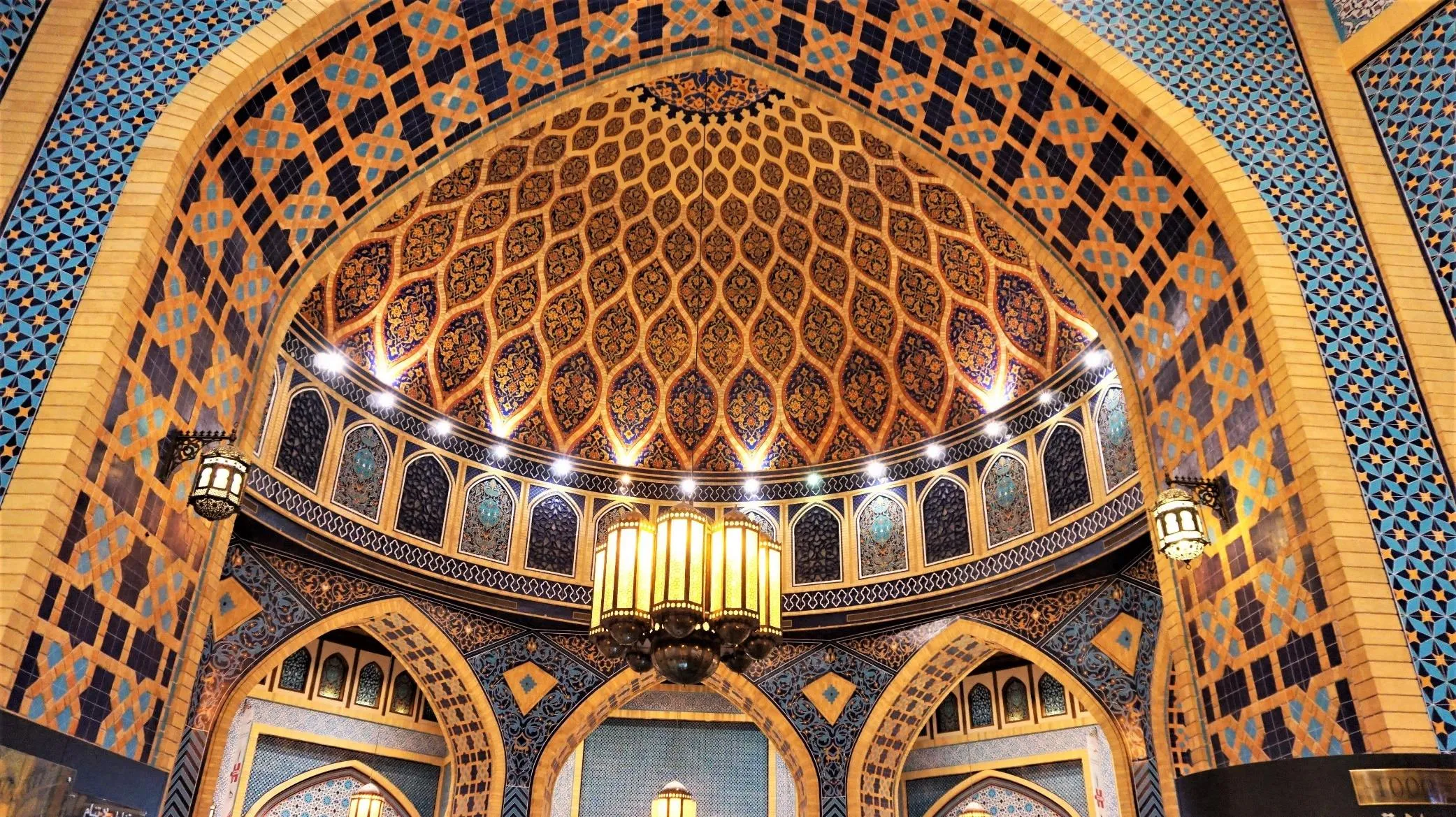 Ibn Battuta Mall — Parisian Court — photo 5