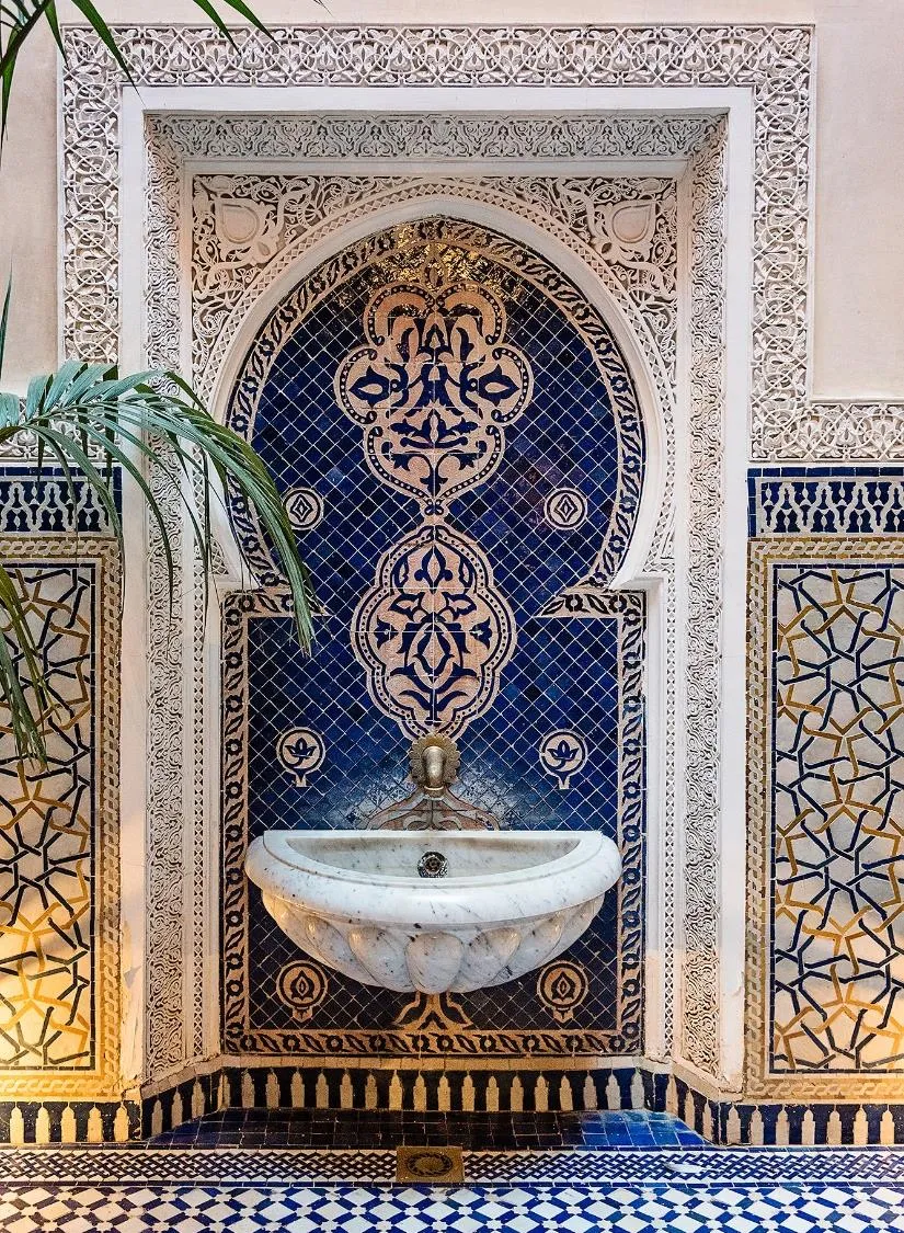 Vertical Royal Fountain Cladding Panel