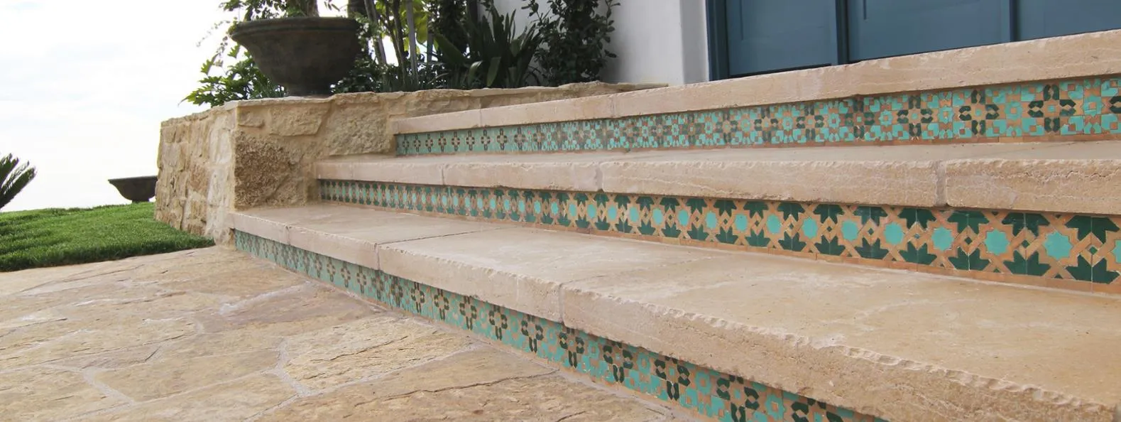 Hand-Cut Geometric Fountain Border