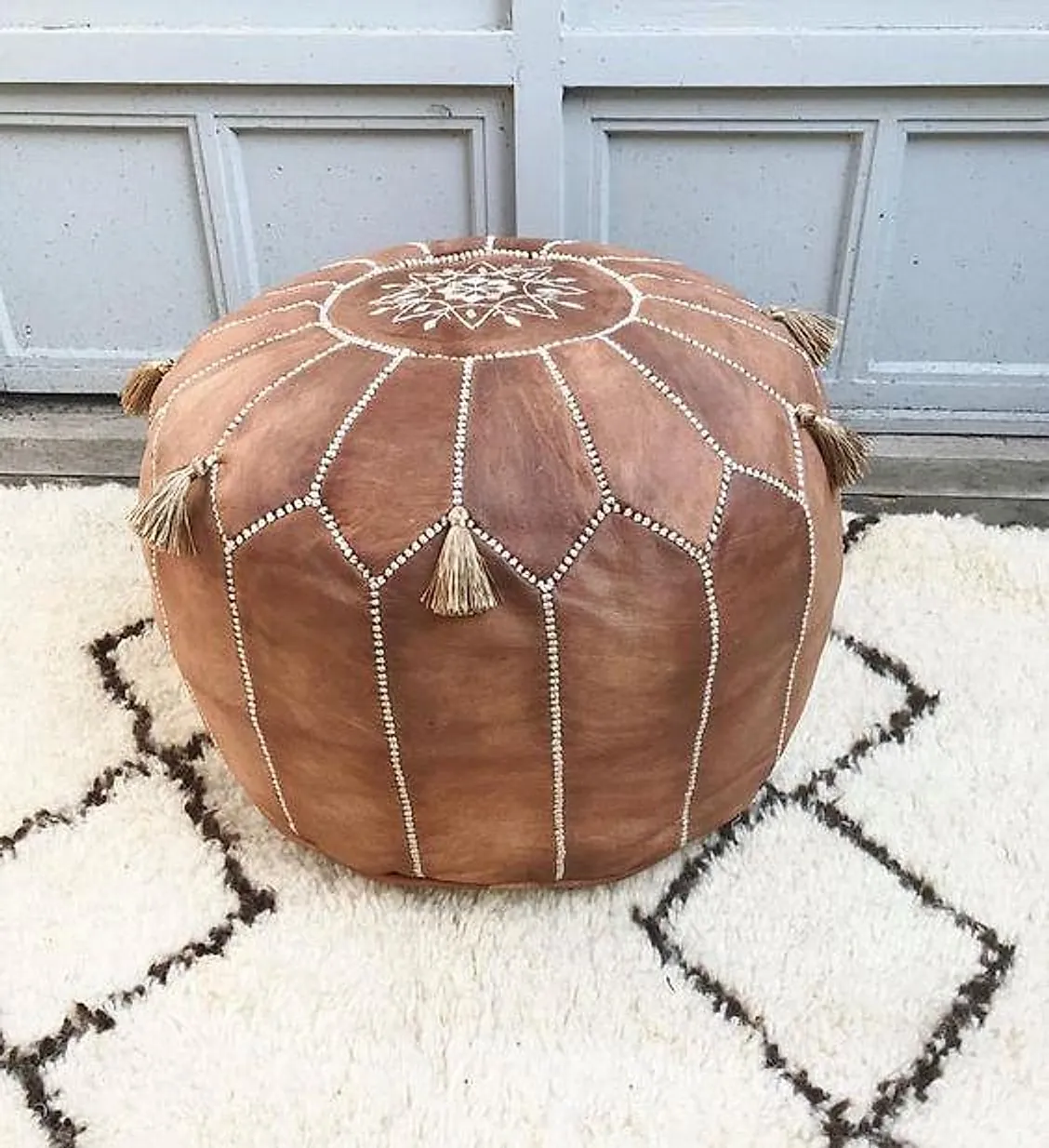 Artisan Display Vitrine in Solid Hardwood