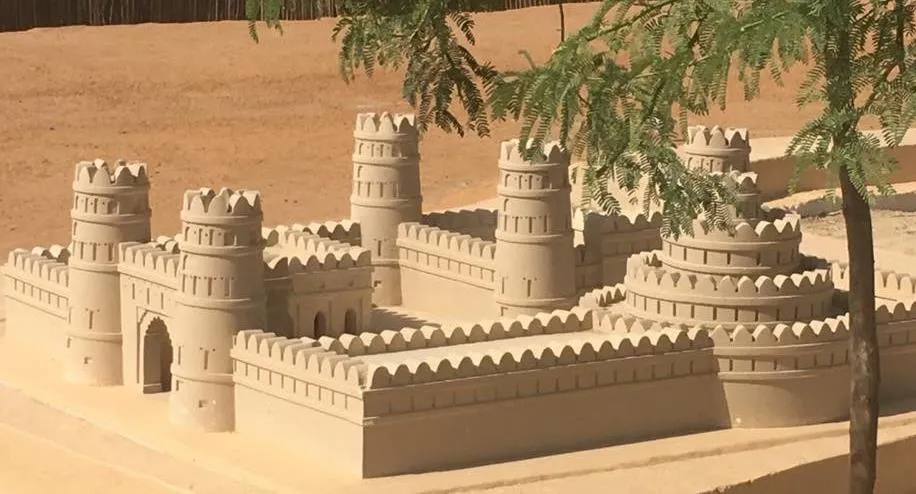 Al Ain Oasis Heritage Park — Miniature Castles — photo 9